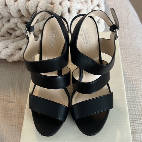 Coach Bertta Vachetta black sandals. EUC. Only worn a few times. - Picture 4 of 6
